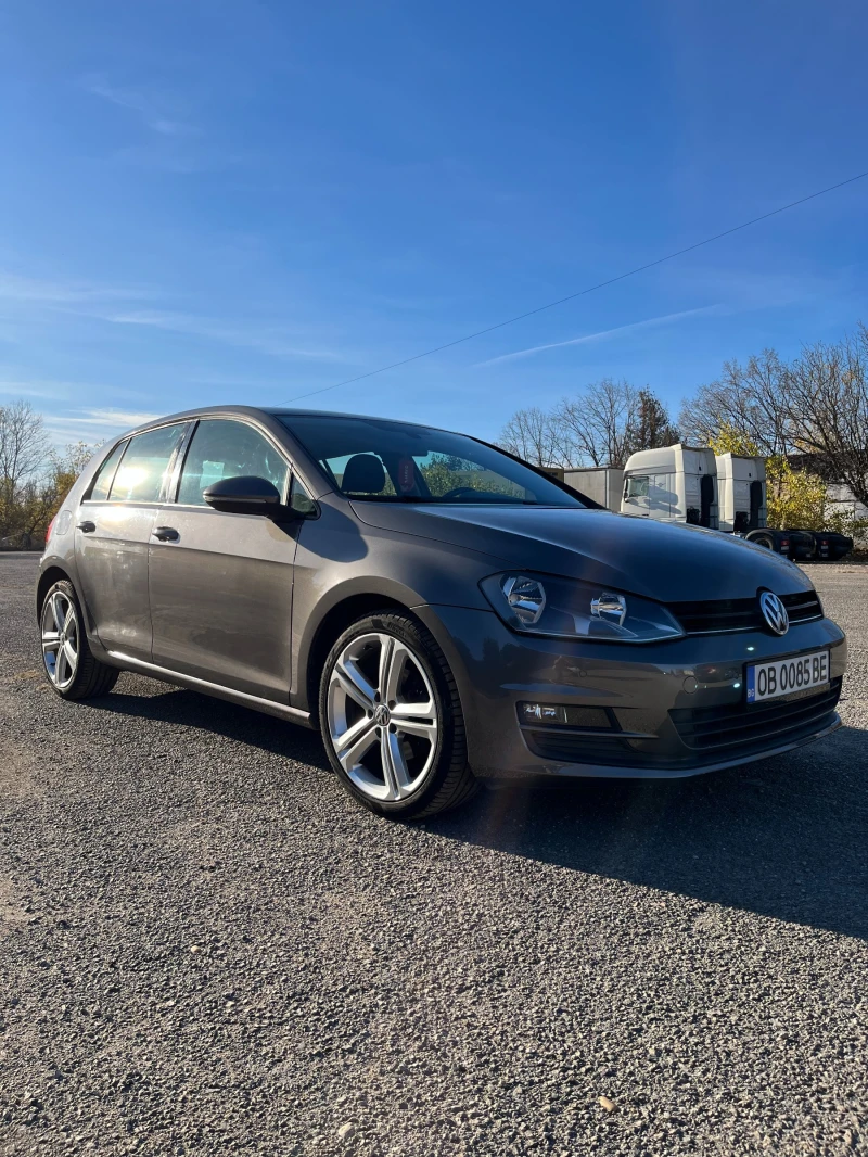 VW Golf 1.6TDI / NAVI, снимка 8 - Автомобили и джипове - 48056151