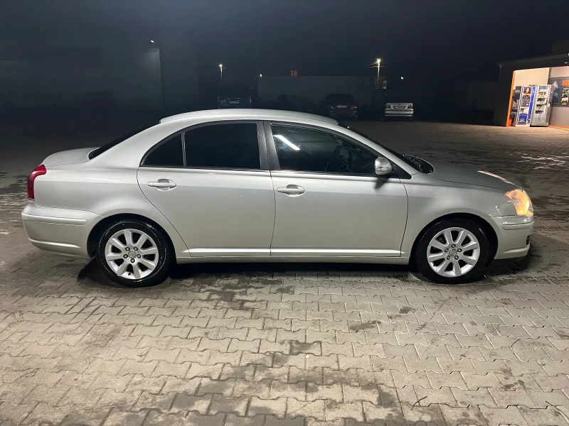 Toyota Avensis, снимка 2 - Автомобили и джипове - 49565563