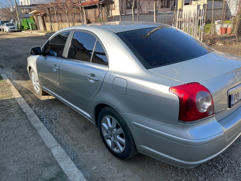 Toyota Avensis, снимка 1 - Автомобили и джипове - 48709203