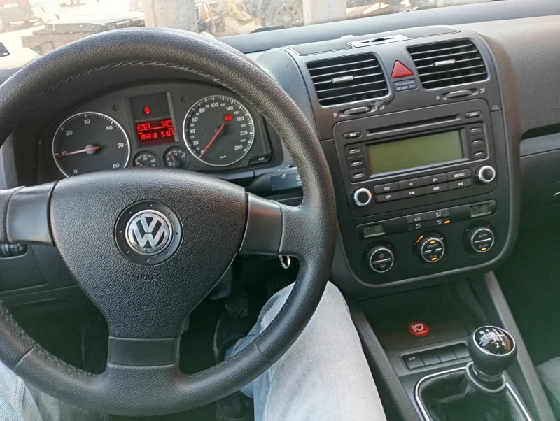 VW Golf, снимка 3 - Автомобили и джипове - 49117947