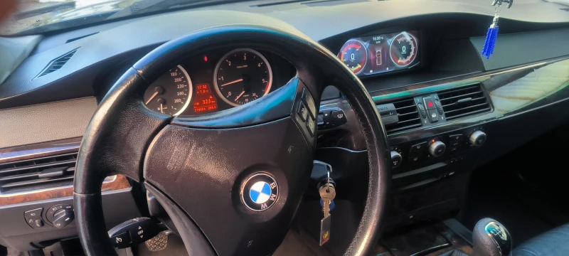 BMW 525, снимка 11 - Автомобили и джипове - 49380334