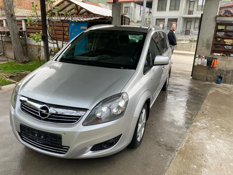 Opel Zafira 1.7 CDTI, снимка 2 - Автомобили и джипове - 52632026