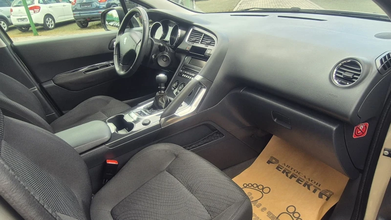 Peugeot 3008 1.6HDI 110к.с., снимка 14 - Автомобили и джипове - 50273434