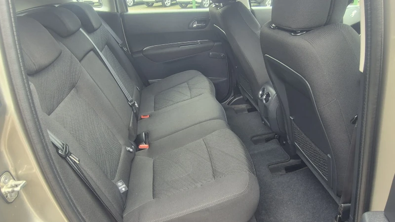 Peugeot 3008 1.6HDI 110к.с., снимка 15 - Автомобили и джипове - 50273434