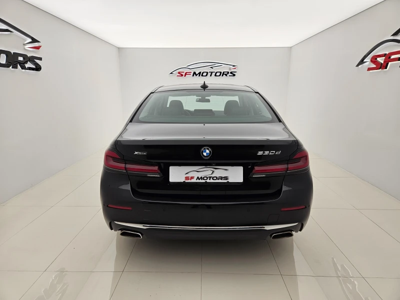 BMW 530 d xDrive, снимка 4 - Автомобили и джипове - 51107044