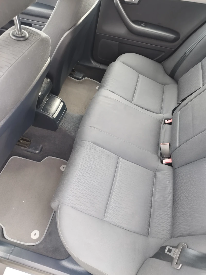 Audi A4, снимка 10 - Автомобили и джипове - 52218221