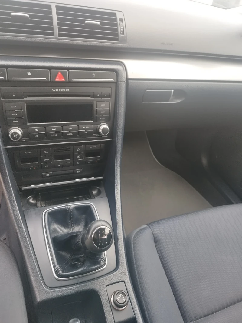 Audi A4, снимка 11 - Автомобили и джипове - 52218221