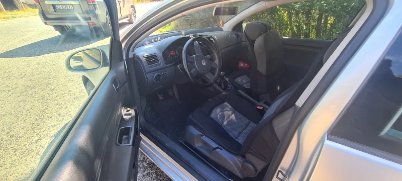 VW Golf, снимка 3 - Автомобили и джипове - 52589166