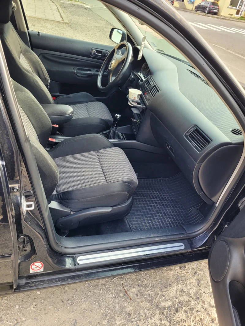 VW Bora, снимка 8 - Автомобили и джипове - 52502777