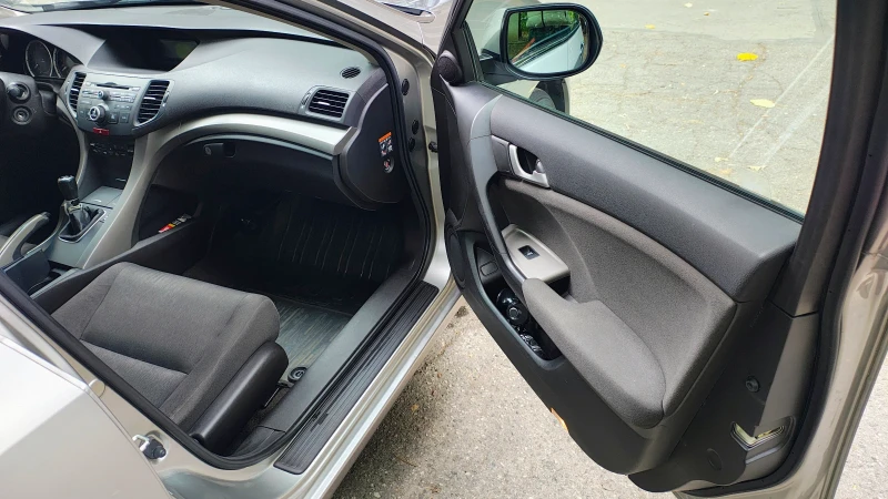 Honda Accord, снимка 13 - Автомобили и джипове - 53180016