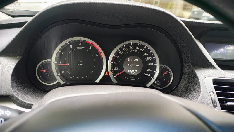 Honda Accord, снимка 5 - Автомобили и джипове - 53180016