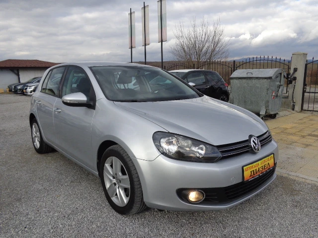 VW Golf 1.6 TDI, снимка 3 - Автомобили и джипове - 49284718