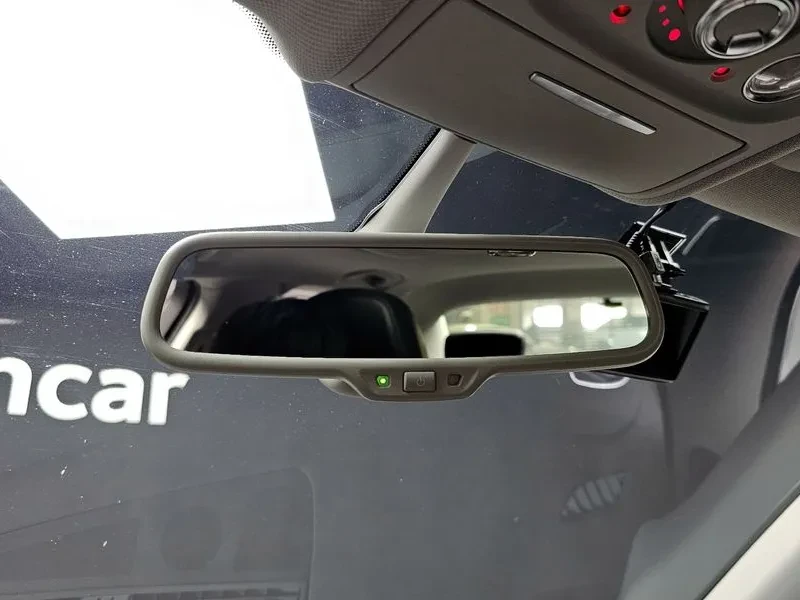 Audi A4 2.0 TDI Quattro, снимка 16 - Автомобили и джипове - 54143680