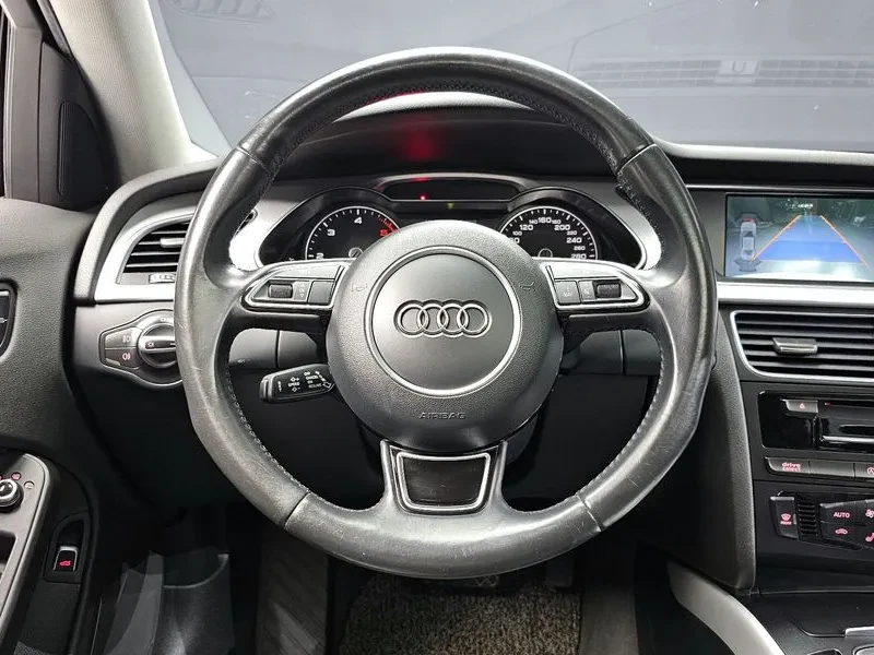 Audi A4 2.0 TDI Quattro, снимка 13 - Автомобили и джипове - 54143680