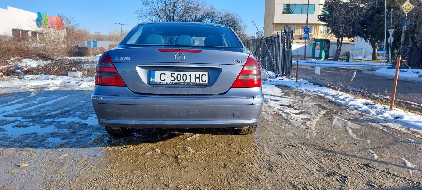 Mercedes-Benz E 270  - изображение 9