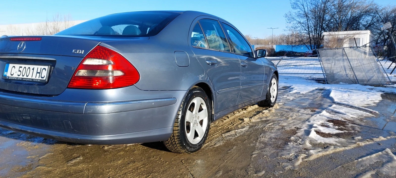 Mercedes-Benz E 270  - изображение 8