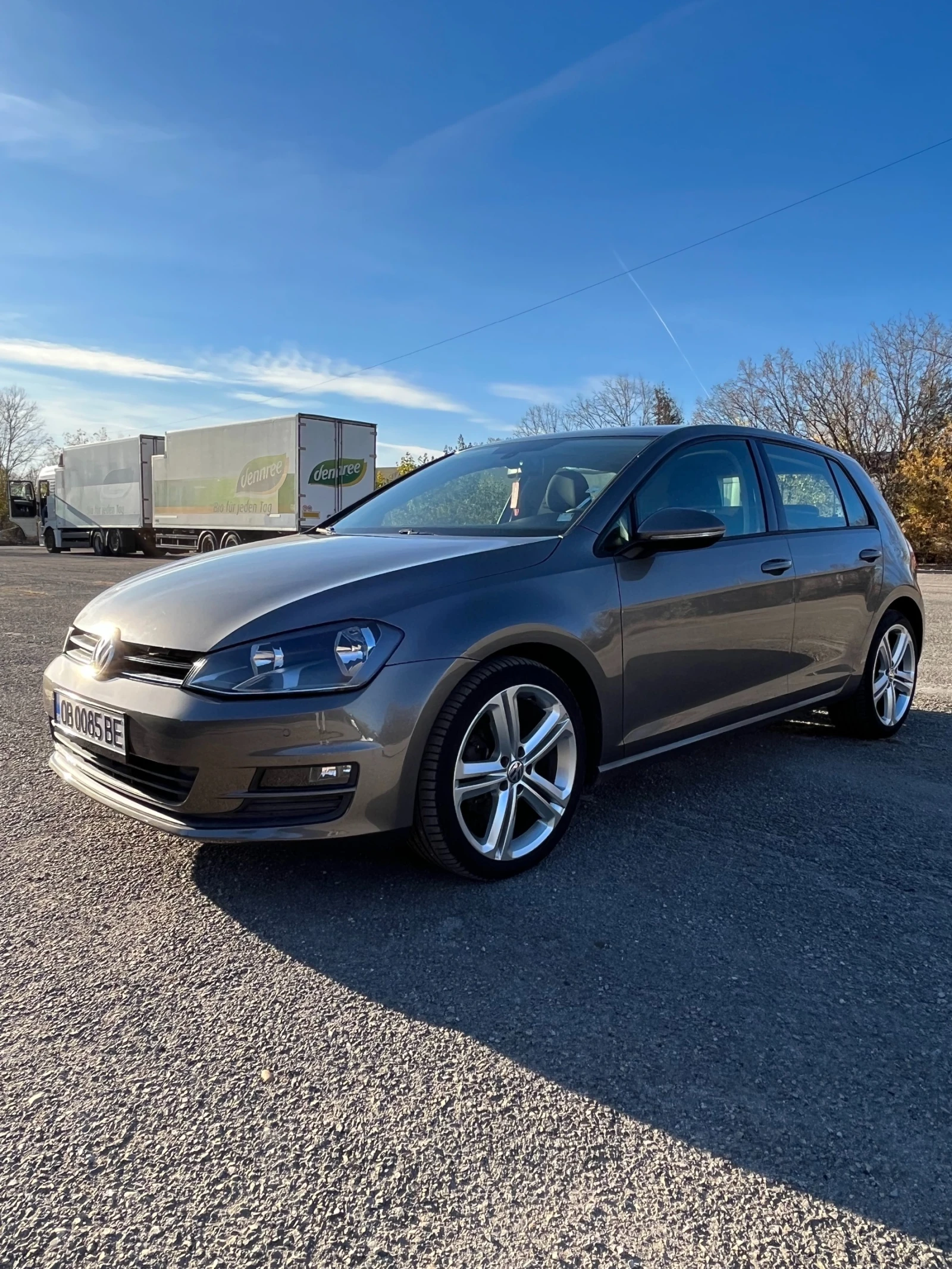 VW Golf 1.6TDI / NAVI - изображение 2