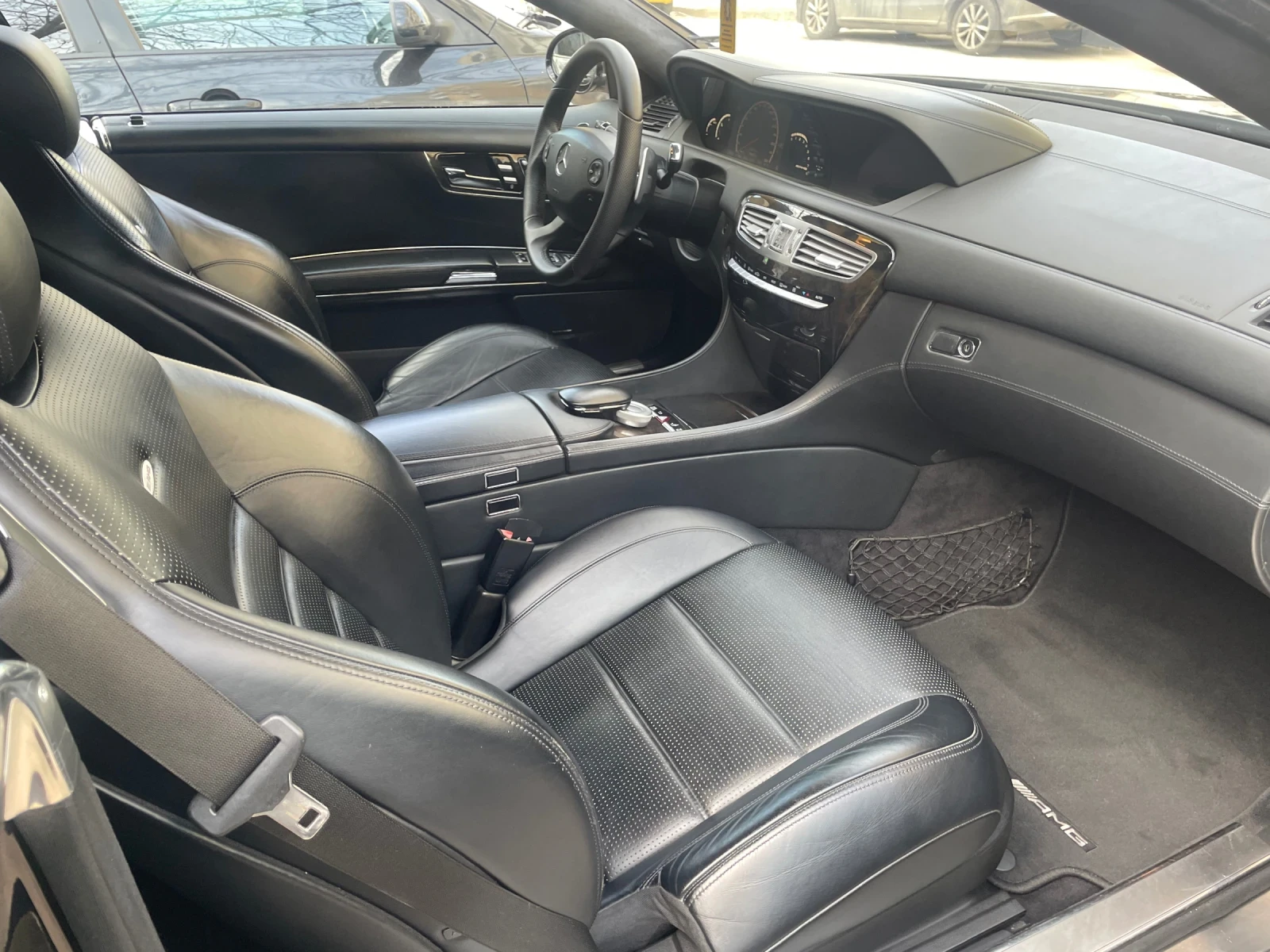 Mercedes-Benz CL 63 AMG  - изображение 9