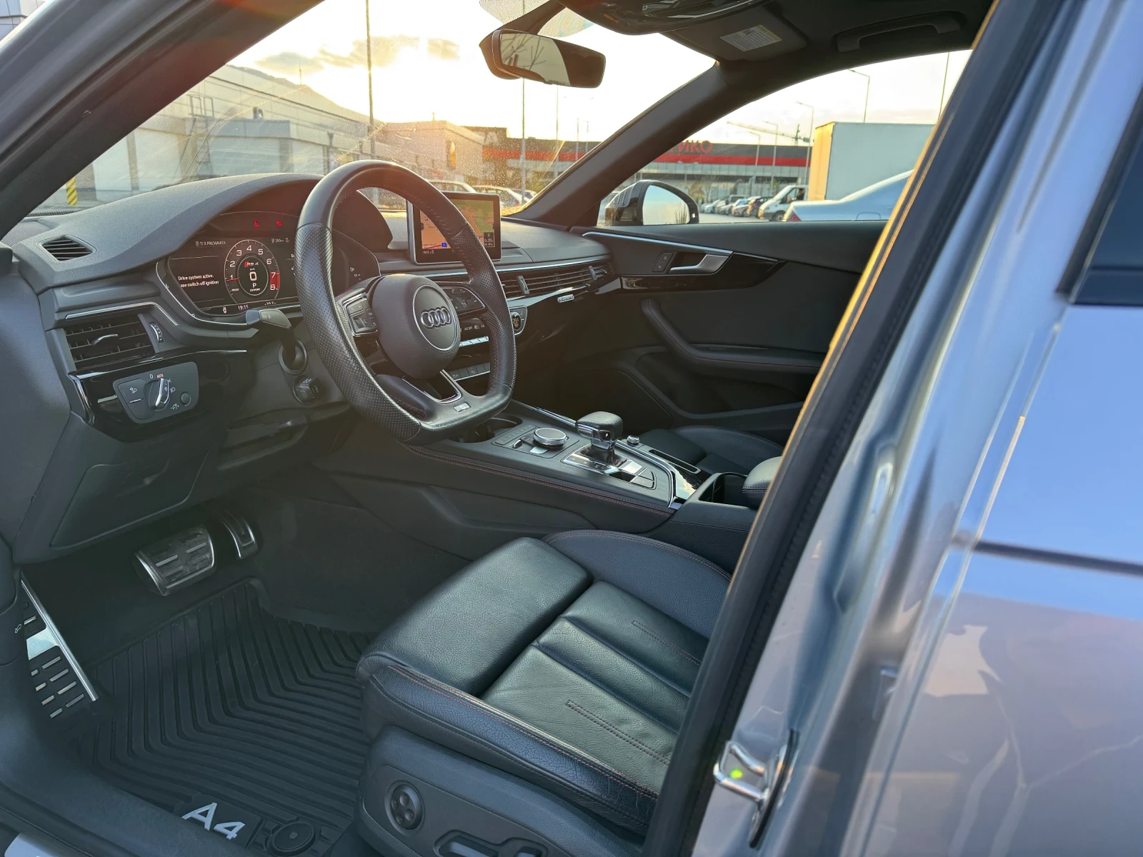 Audi A4 2.0 TFSI S line / Quattro / Digital display - изображение 9