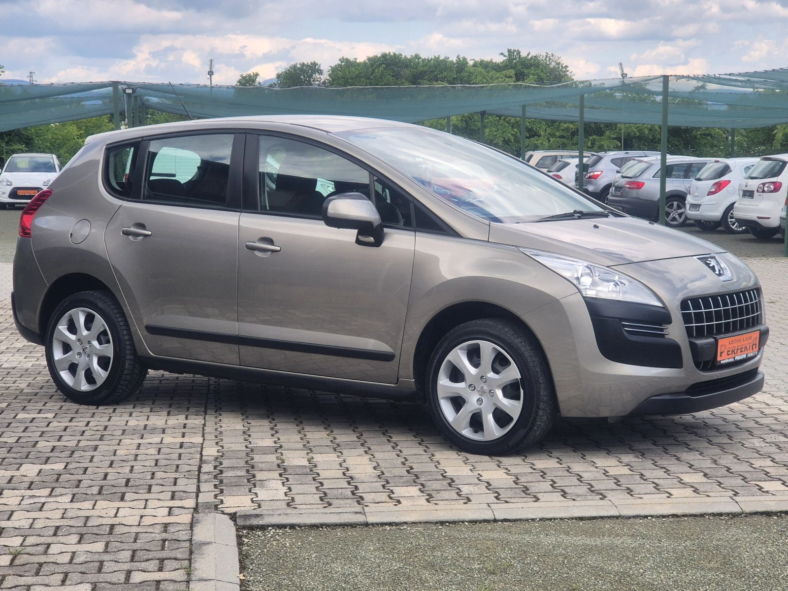 Peugeot 3008 1.6HDI 110к.с. - изображение 6