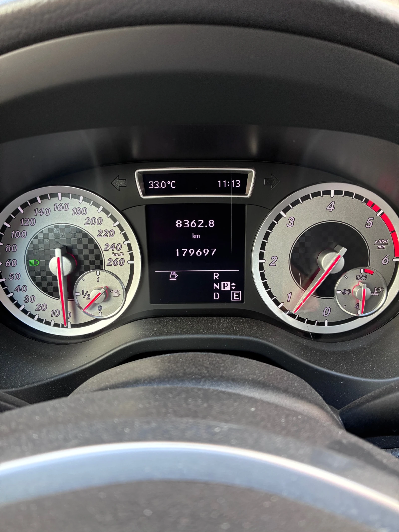 Mercedes-Benz A 220  AMG PAKET - изображение 9