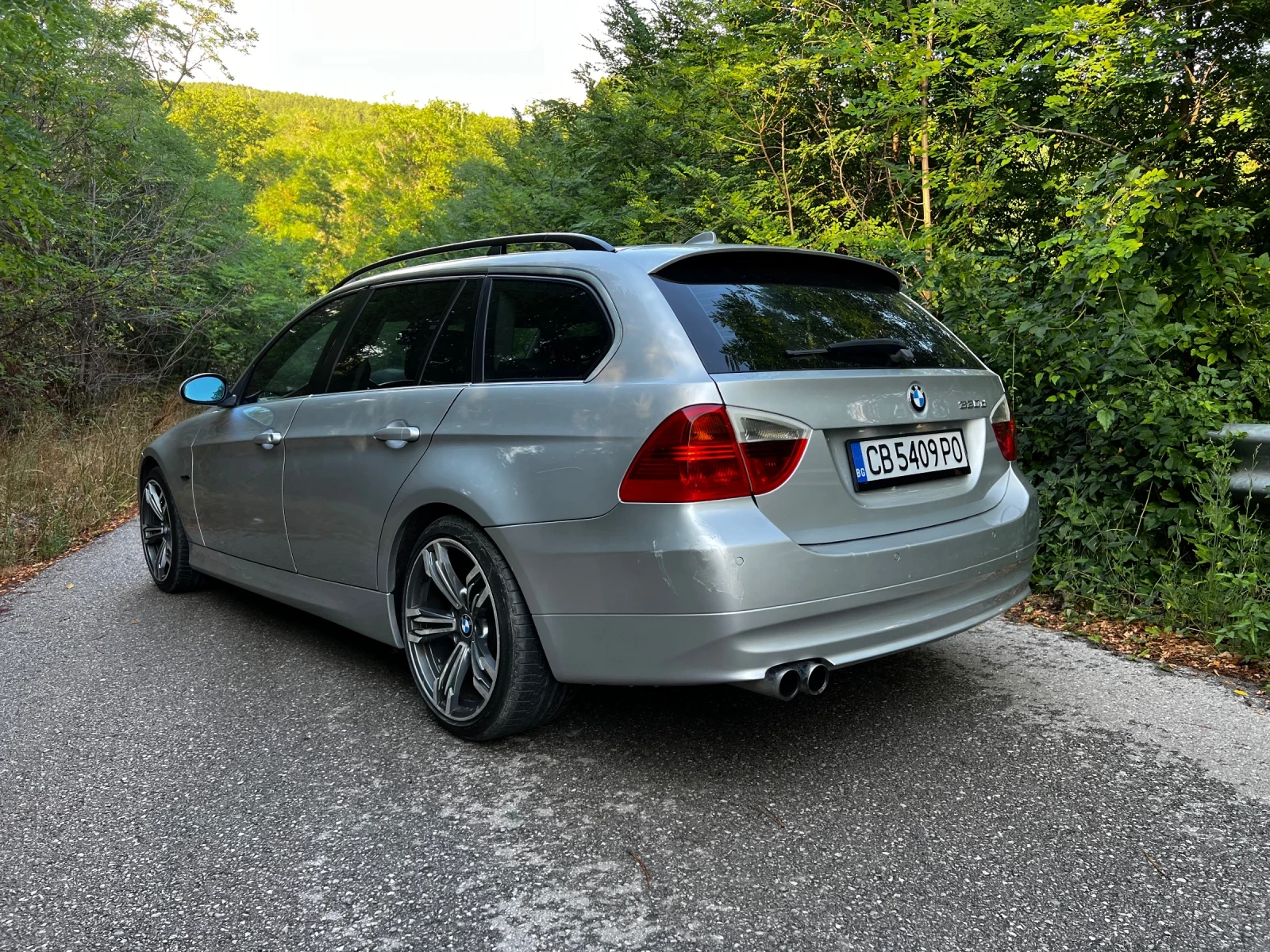 BMW 330 330d САМО ЗАДНО - изображение 6