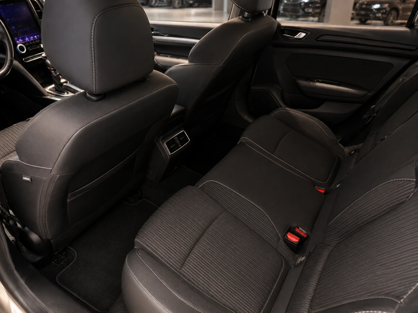 Renault Megane  1.5 дизел Сервизна история , снимка 7 - Автомобили и джипове - 53182248
