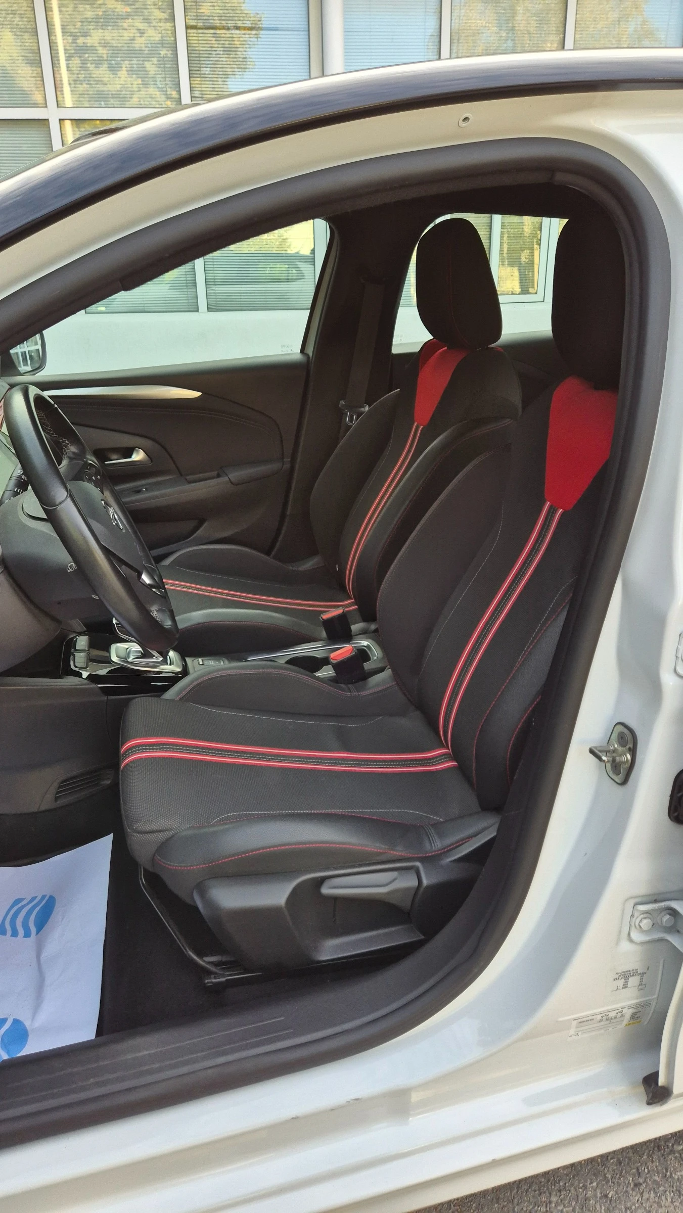 Opel Corsa Е 50 kWh GS Line - изображение 8