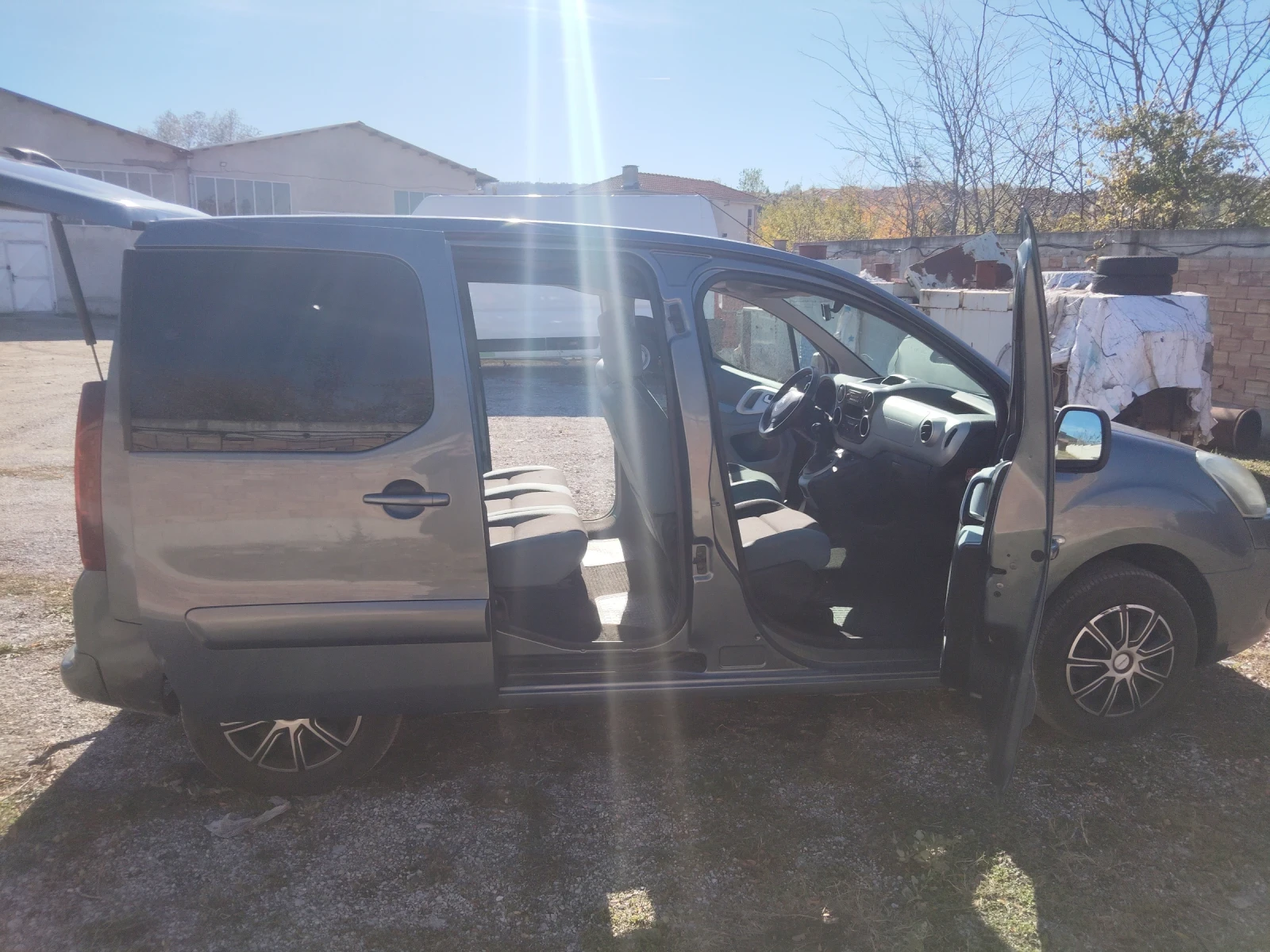 Citroen Berlingo HDI - изображение 8