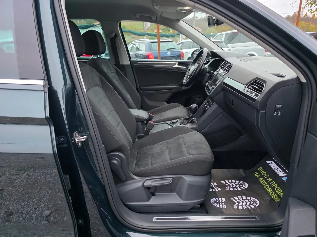 VW Tiguan 2.0TDI 150K.C./4-MOTION/АВТОМАТ/ДИГИТАЛ/ДИСТРОНИК - изображение 8