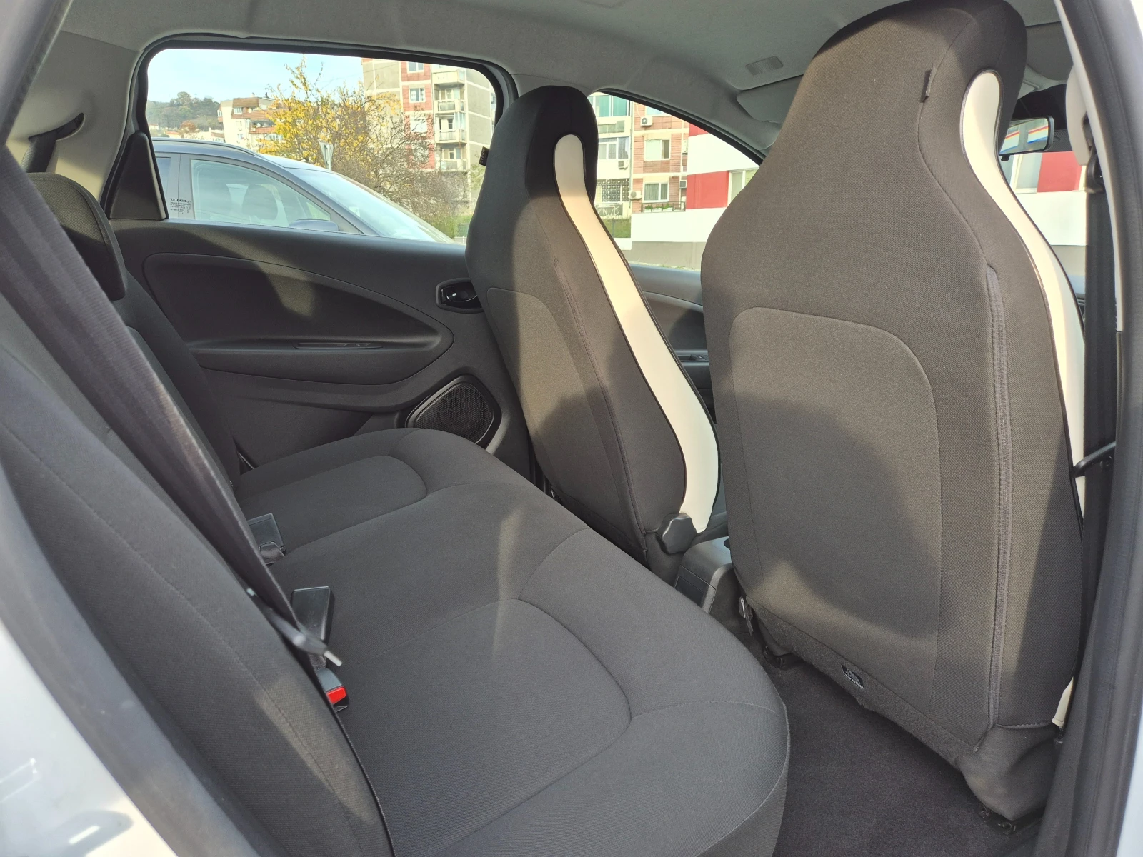 Renault Zoe R-110-52 KW-  | Mobile.bg   10