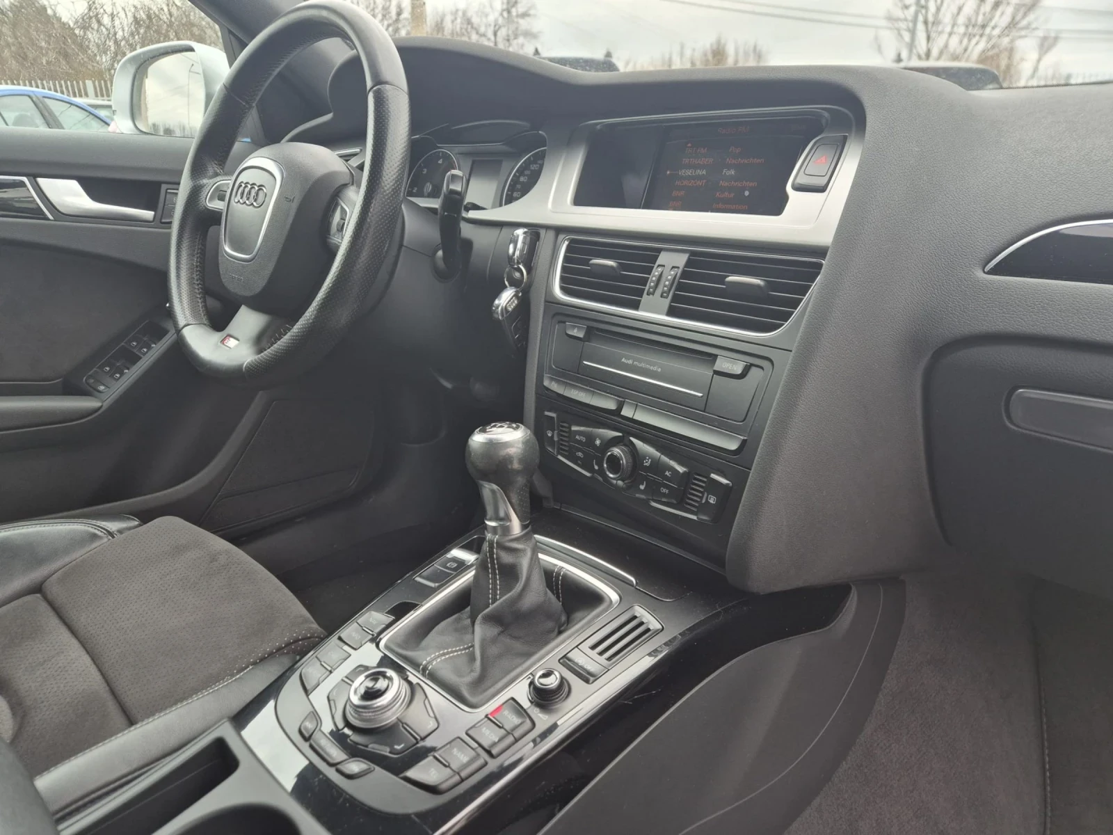 Audi A4 2.0 TDI QUATTRO S-line - изображение 9