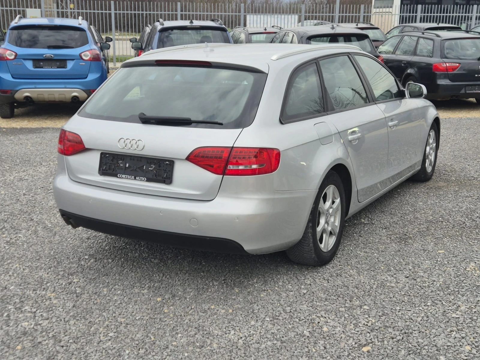 Audi A4 2.0 TDI QUATTRO S-line - изображение 4