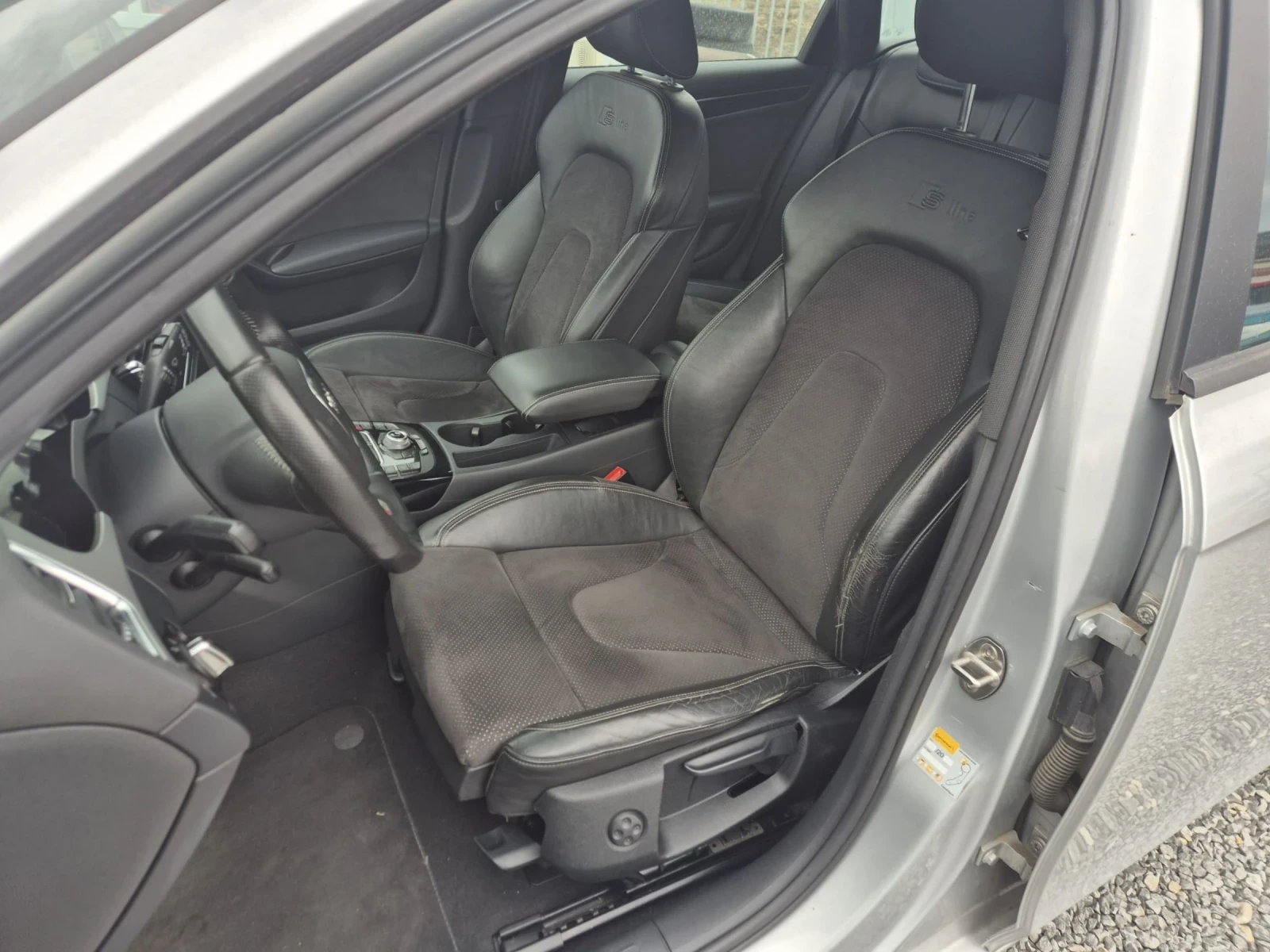 Audi A4 2.0 TDI QUATTRO S-line - изображение 8