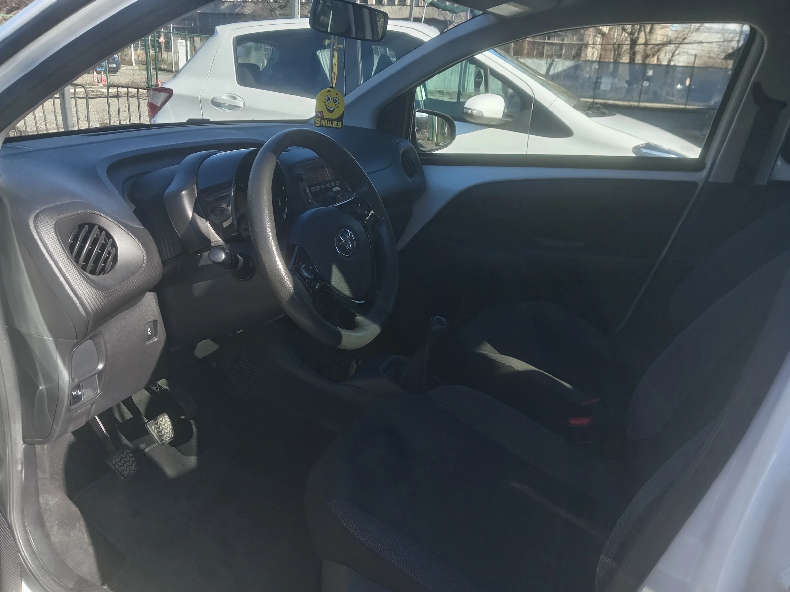 Toyota Aygo 1.0i Гаранционна - изображение 7