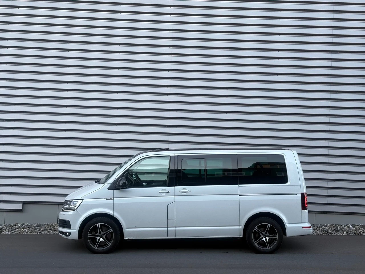 VW Multivan 2.0TDI HIGHLINE, 4x4, Edition 30, ABT, ��������� | Mobile.bg � ����������� 7