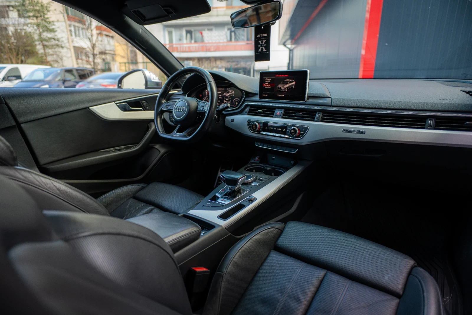 Audi S4 * 3.0TFSI* PANO* B&O* Ambient* 360* Matrix*  | Mobile.bg � ����������� 15