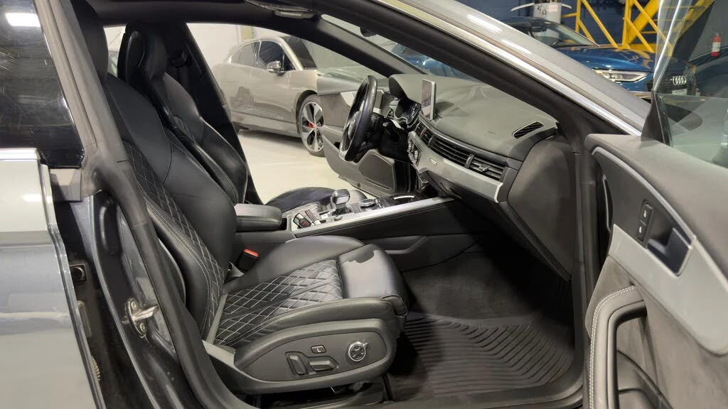 Audi S5 Sportback quattro * АвтоКредит* (Цена до БГ) , снимка 7 - Автомобили и джипове - 53738977