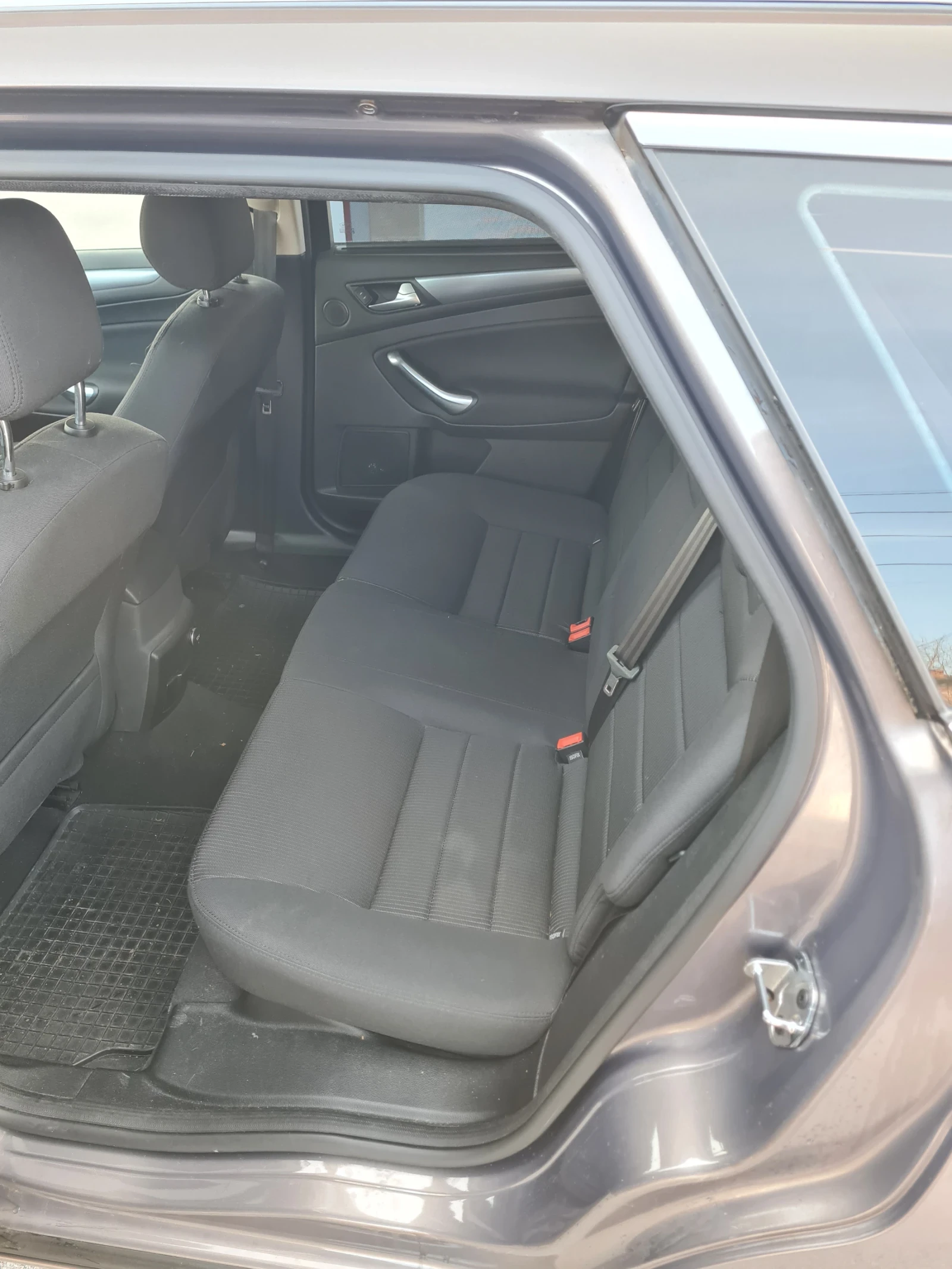 Ford Mondeo 2.0куб.140к.с. , снимка 5 - Автомобили и джипове - 53849080