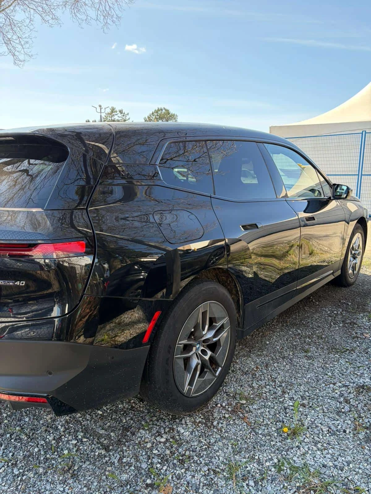 BMW iX * xDrive40 * 360 * H/K * ���������� ����� | Mobile.bg � ����������� 3