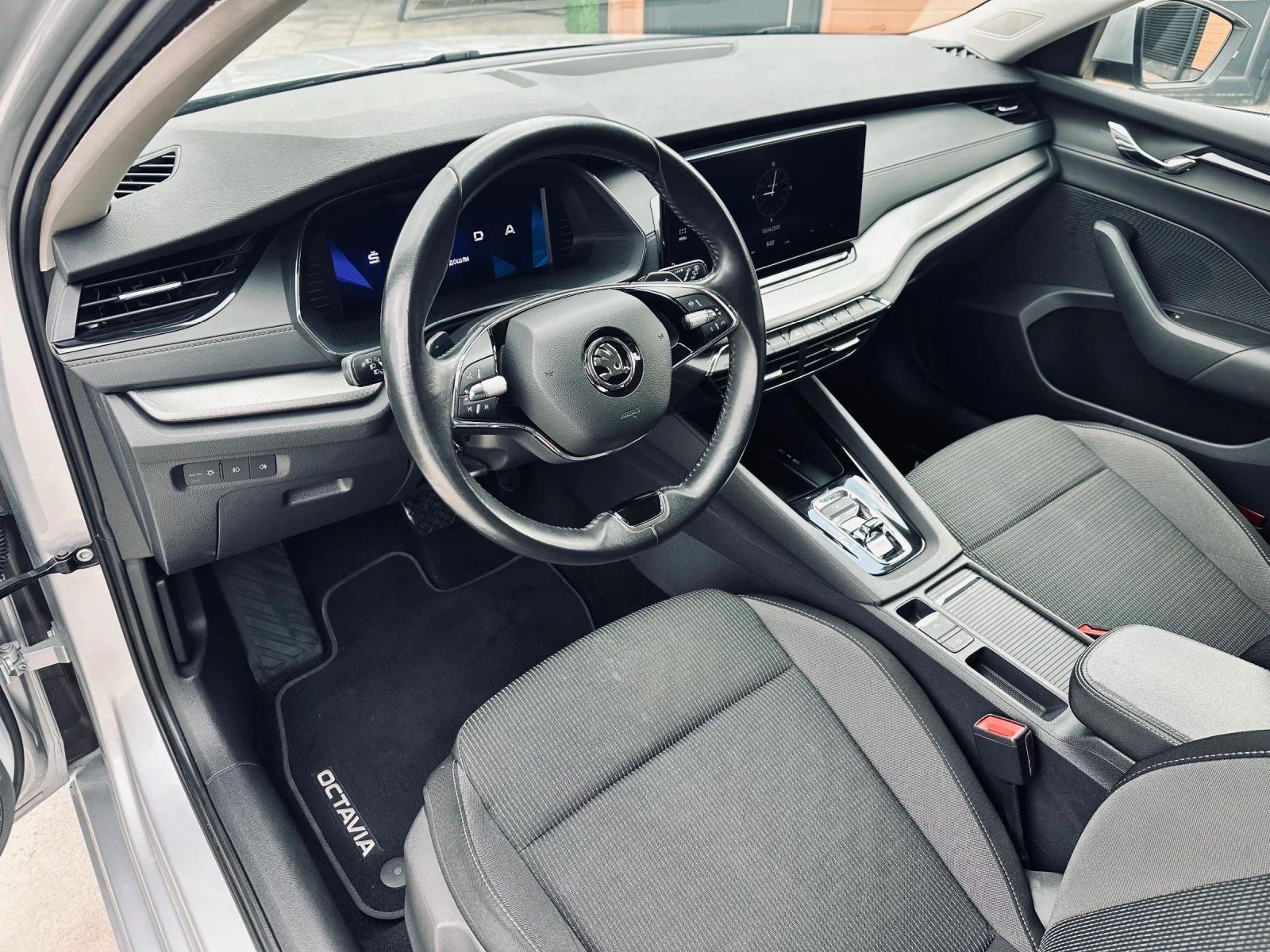 Skoda Octavia 2.0 TDI/Distronic/Navi | Mobile.bg � ����������� 10