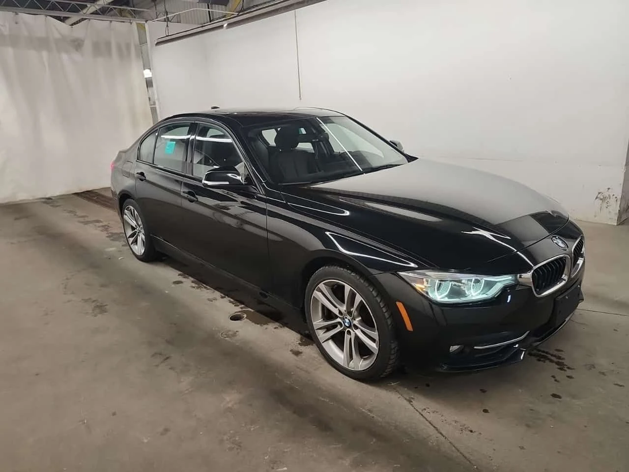 BMW 320 * XDRIVE * CARFAX * БЕЗ ИНЦИДЕНТИ * , снимка 2 - Автомобили и джипове - 54421825