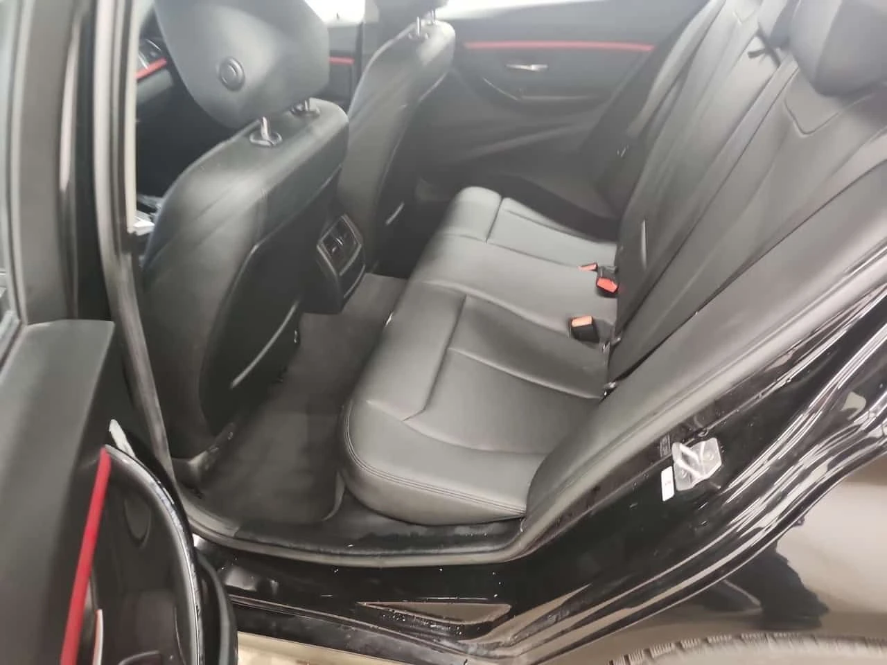 BMW 320 * XDRIVE * CARFAX * БЕЗ ИНЦИДЕНТИ * , снимка 12 - Автомобили и джипове - 54421825