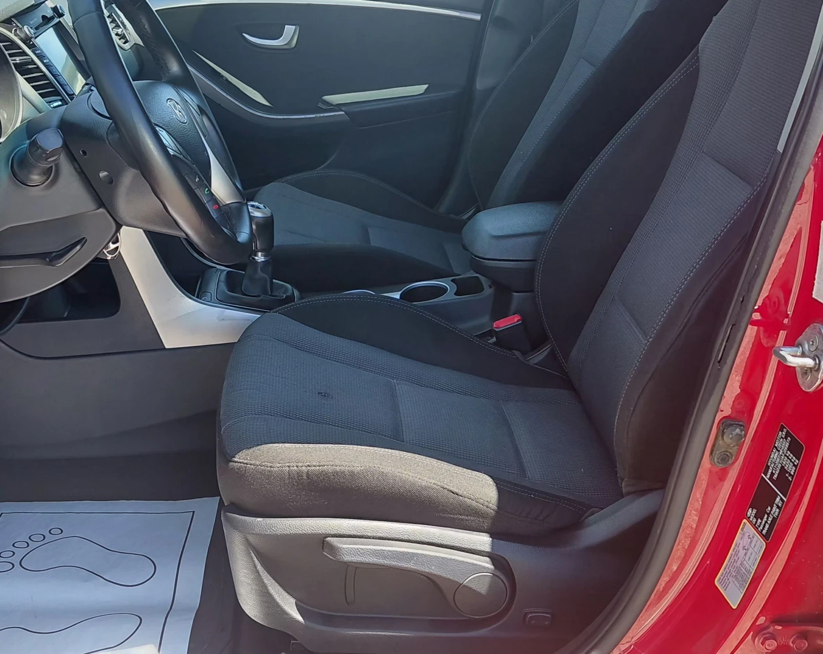 Hyundai I30 1.6D, euro 6, NAVI, CAMERA, снимка 12 - Автомобили и джипове - 54719842