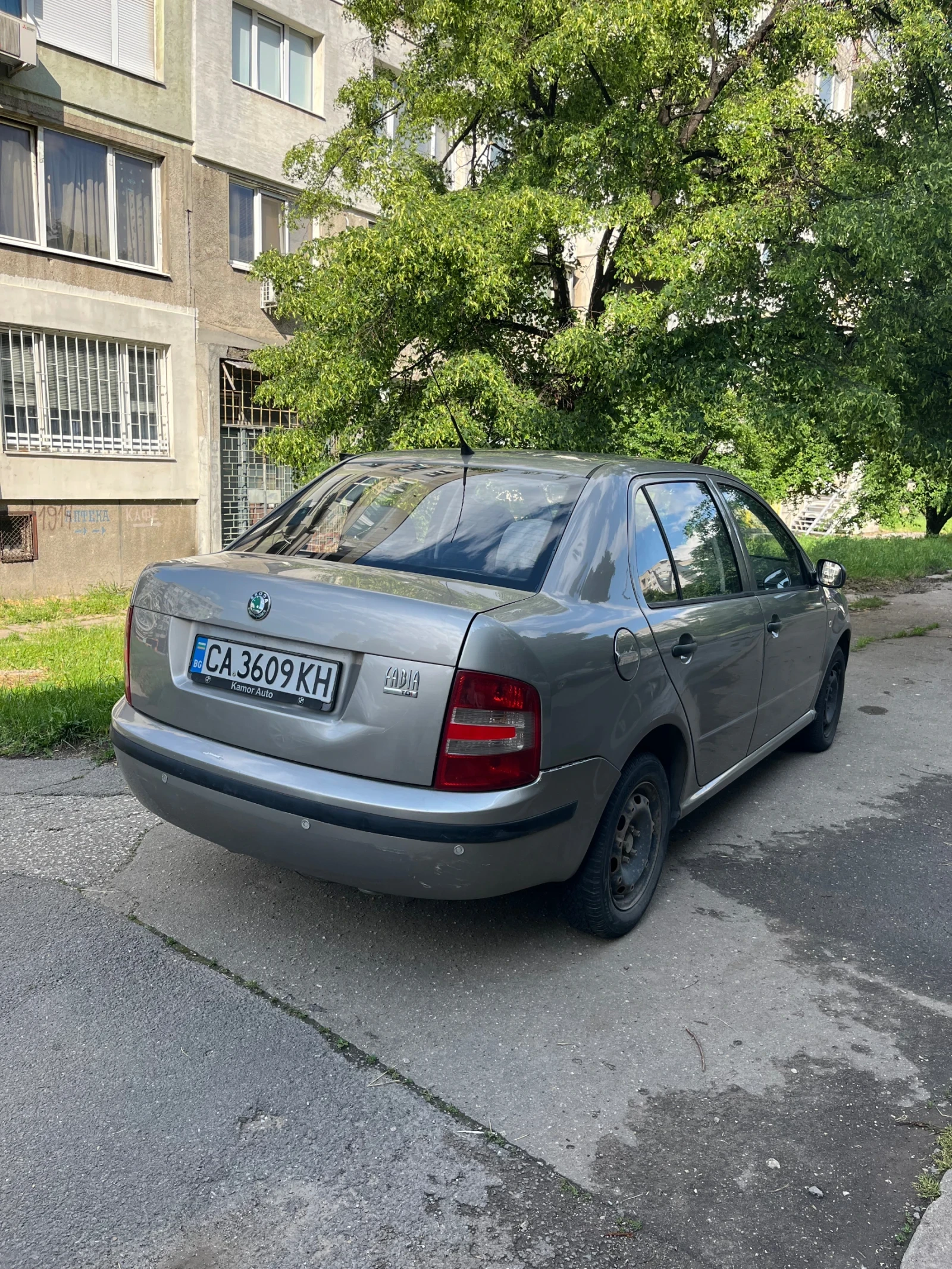 Skoda Fabia 1.4 TDI, снимка 2 - Автомобили и джипове - 54753651