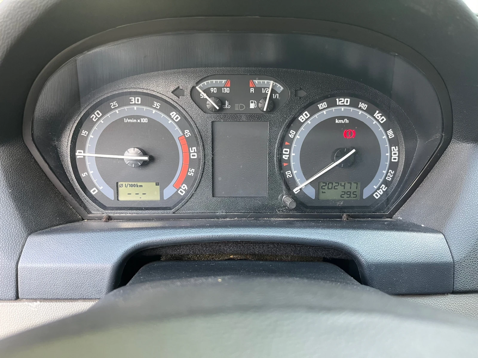 Skoda Fabia 1.4 TDI, снимка 4 - Автомобили и джипове - 54753651