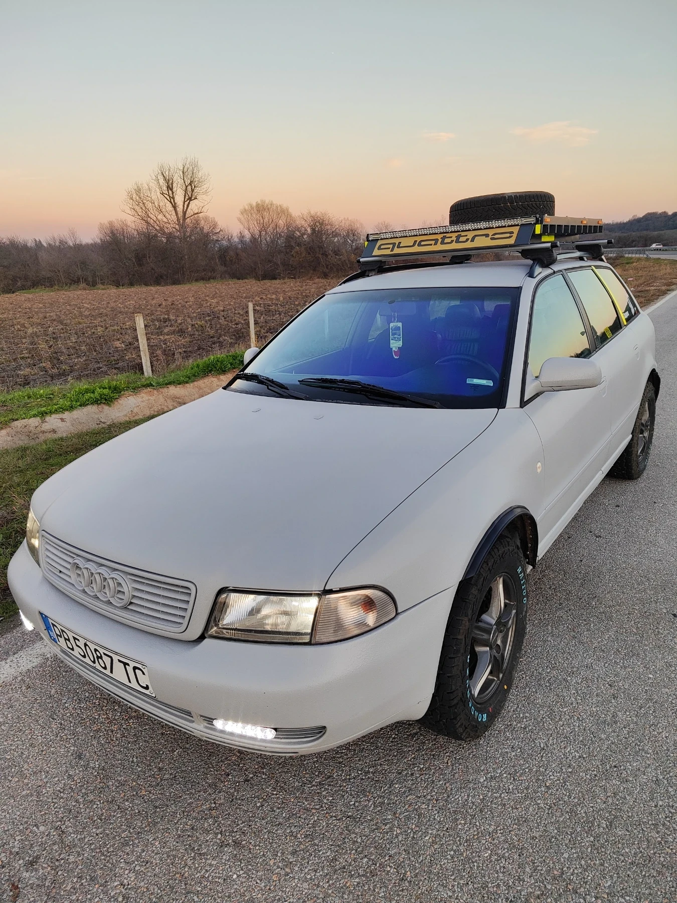 Audi A4 1.9 TDI AFN 110 + 30 quattro , снимка 8 - Автомобили и джипове - 55162566