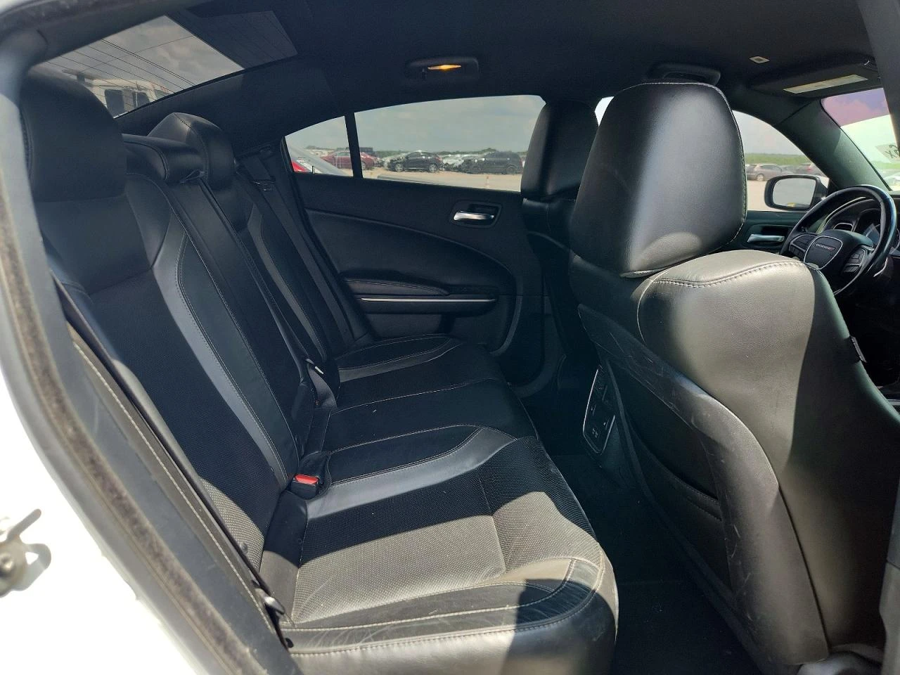Dodge Charger 3.6l Sxt, снимка 10 - Автомобили и джипове - 55464911