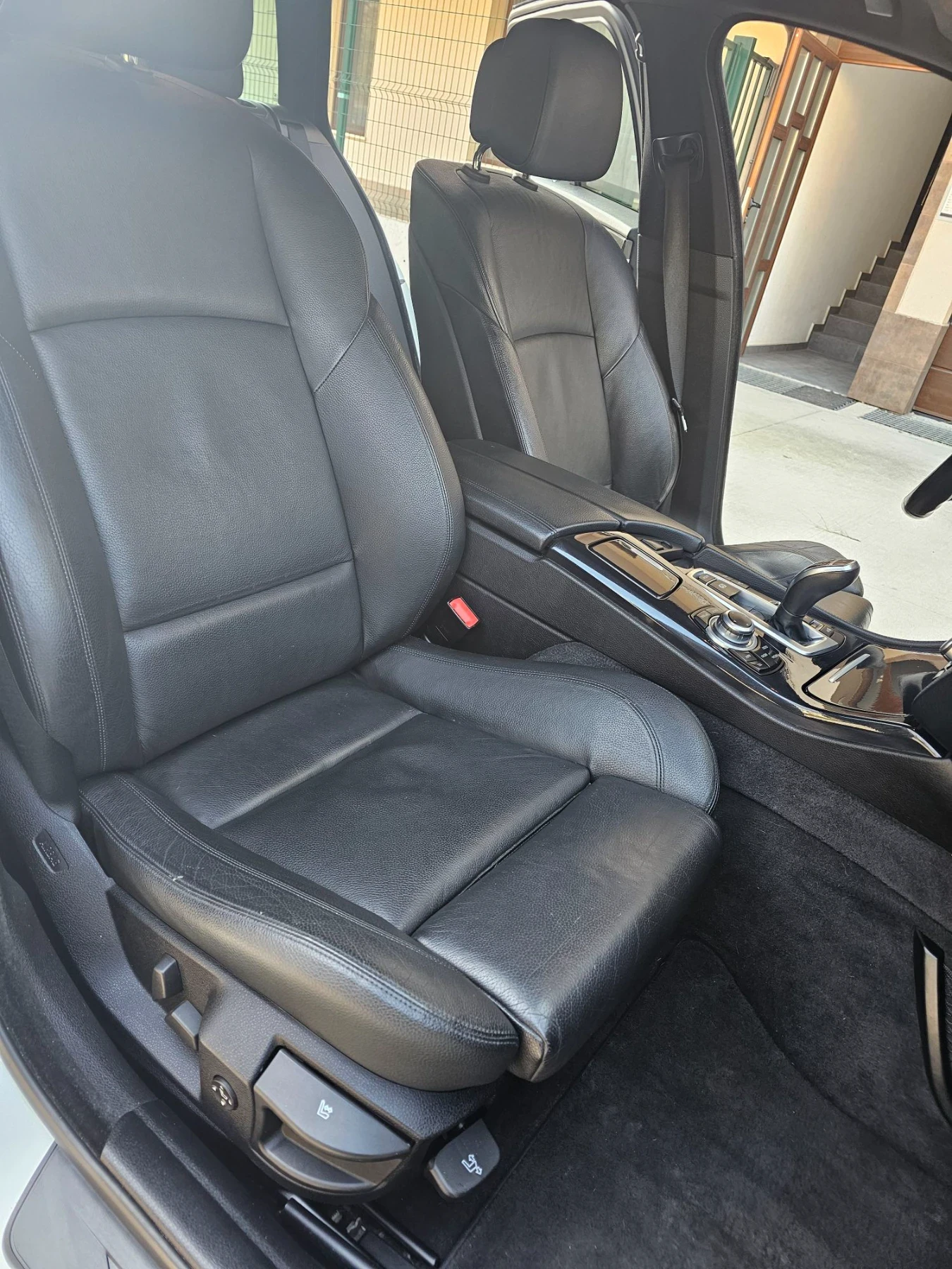 BMW 525 Xdrive, снимка 10 - Автомобили и джипове - 56119551