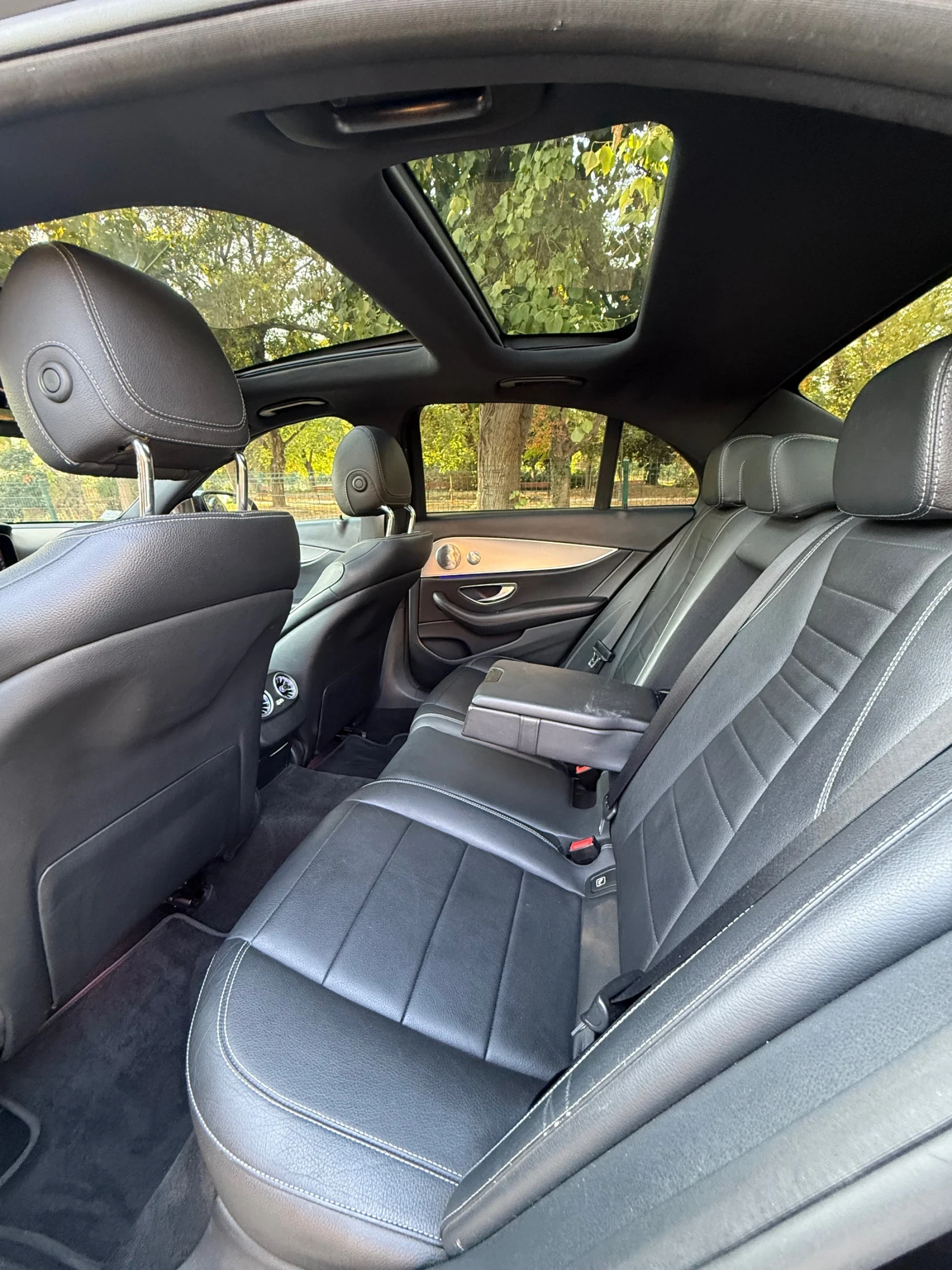 Mercedes-Benz E 220 FACE* AMG63 OPTIK* BUR* 360* DIGITAL | Mobile.bg � ����������� 11